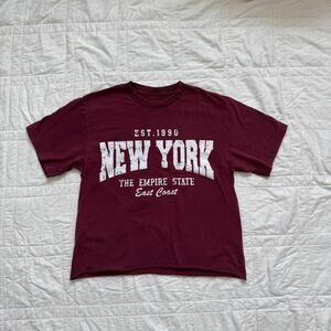 Social culture Burgundy new york graphic crewneck tee sz S boxy downtown girl